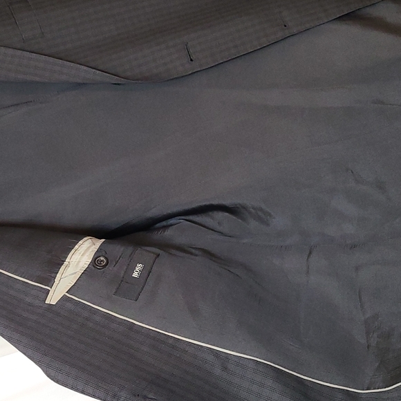 HUGO BOSS Charcoal with Black Stripes Squares 1 of Best Designer - Picture 5 of 7